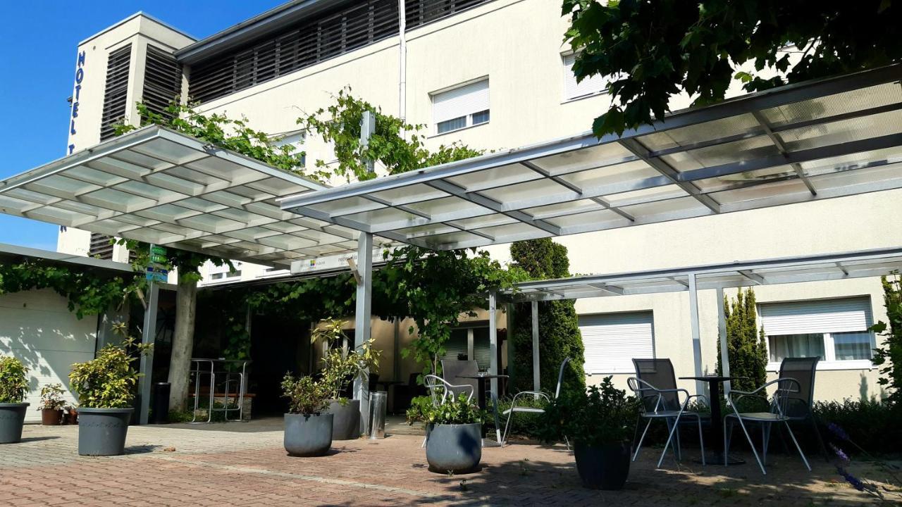 Hotel Tabor Μαριμπόρ Εξωτερικό φωτογραφία