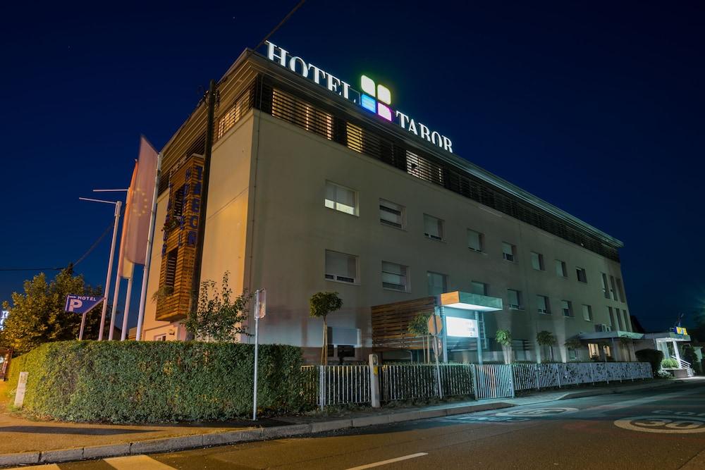 Hotel Tabor Μαριμπόρ Εξωτερικό φωτογραφία