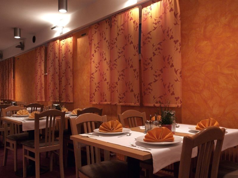 Hotel Tabor Μαριμπόρ Εστιατόριο φωτογραφία