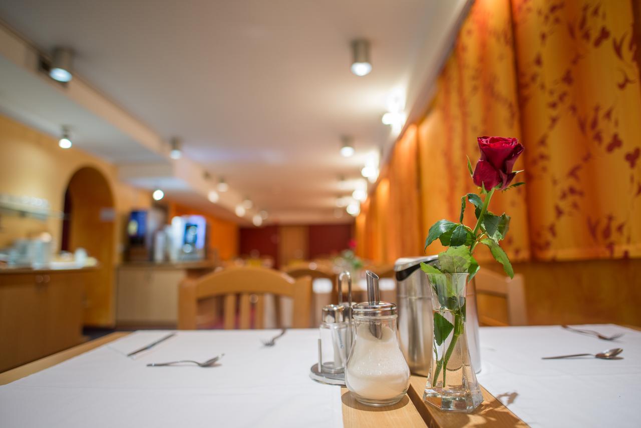 Hotel Tabor Μαριμπόρ Εξωτερικό φωτογραφία